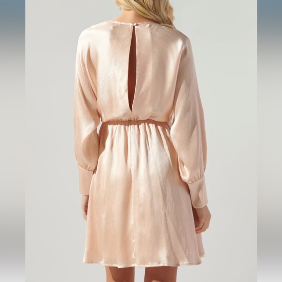 NWT SugarLips Champagne Angel Eyes Satin Mini Dress - Picture 3 of 12